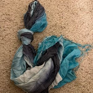 CACHE blue white multi colored scarf with fringe